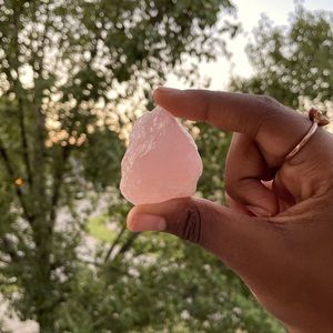 100% real rose quartz